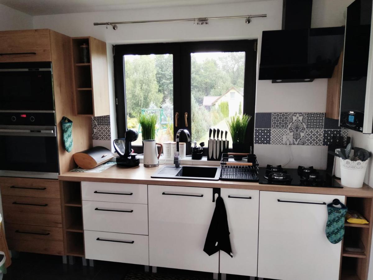 Wczasy Mazurskie - Domek Caloroczny Bez Mazury Moldzie Exterior foto