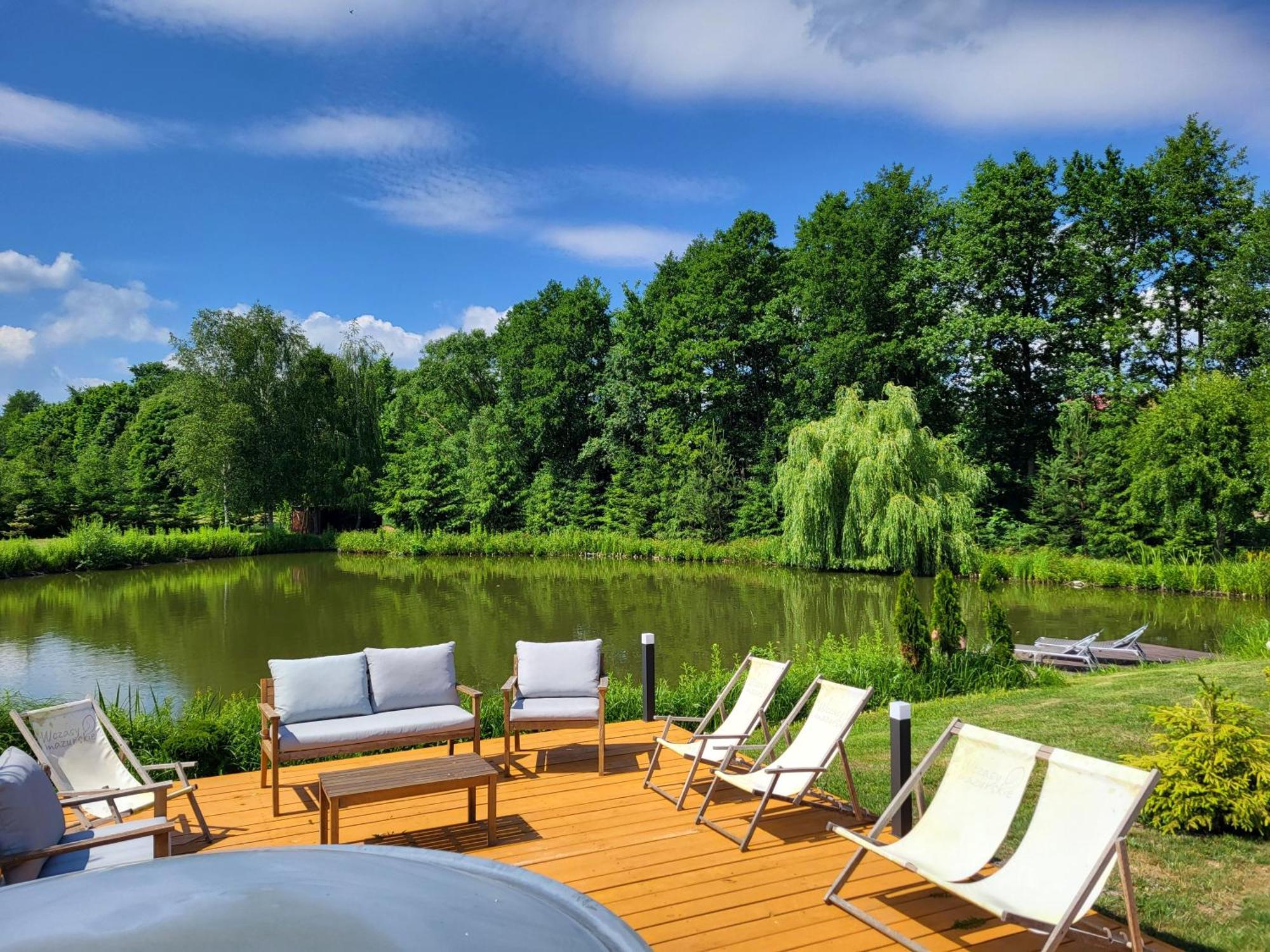 Wczasy Mazurskie - Domek Caloroczny Bez Mazury Moldzie Exterior foto